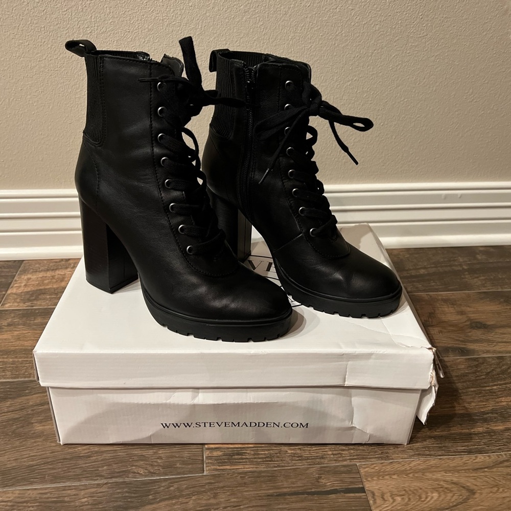 Steve Madden boots